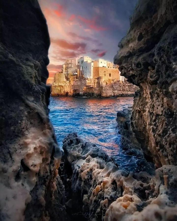 The Duchess's View: Luxurious Flat in Historical Centre Apartment Polignano a Mare Exterior photo